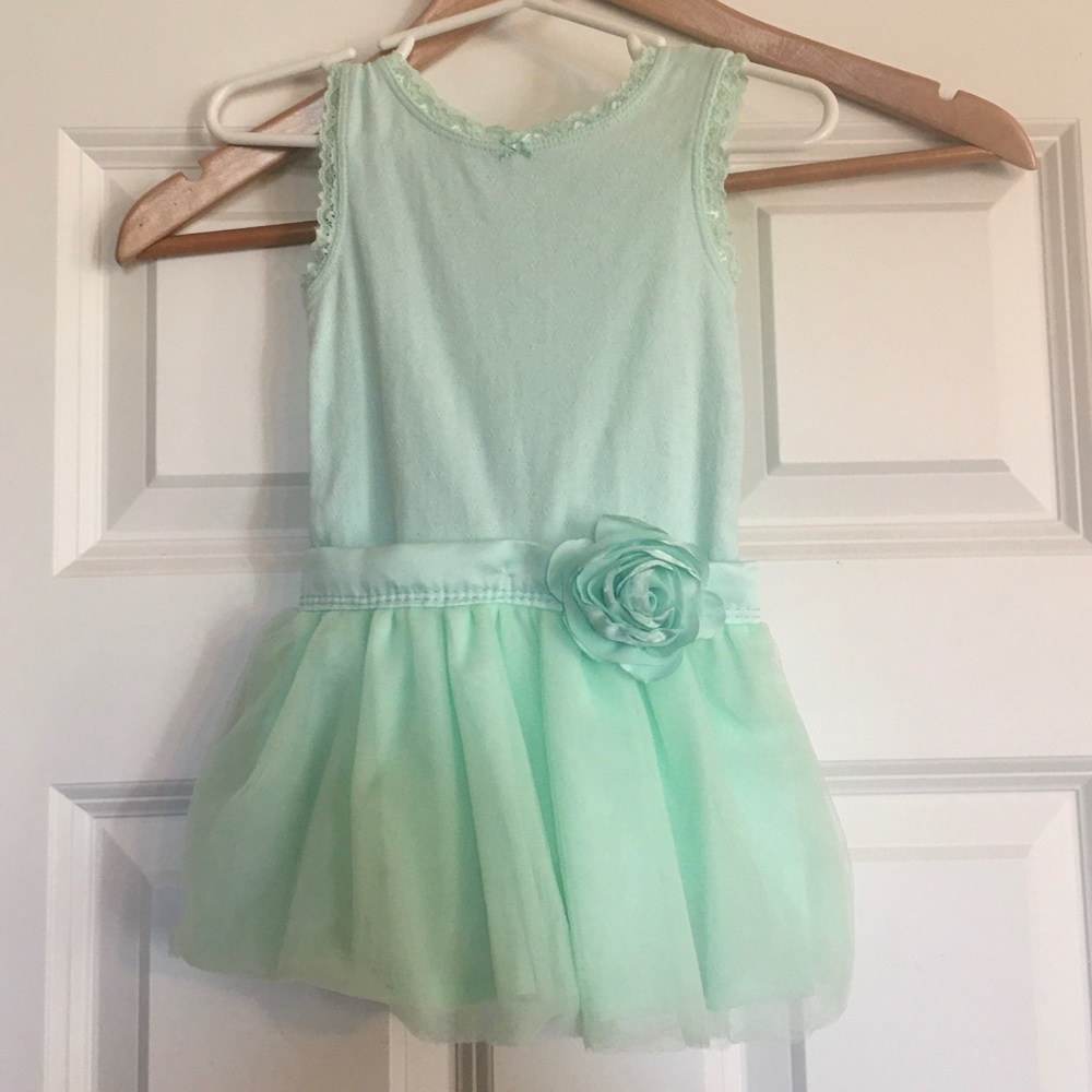 Carter’s two-piece mint whimsical outfit